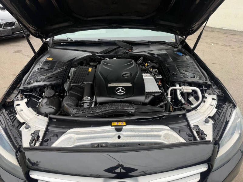 2016 Mercedes-Benz C-Class