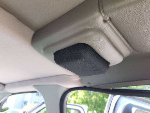 2006 Ford E-Series E-250 SD