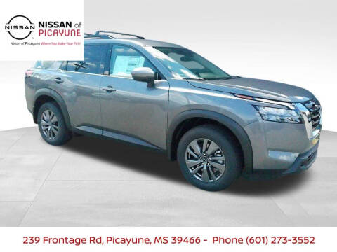 2025 Nissan Pathfinder SV