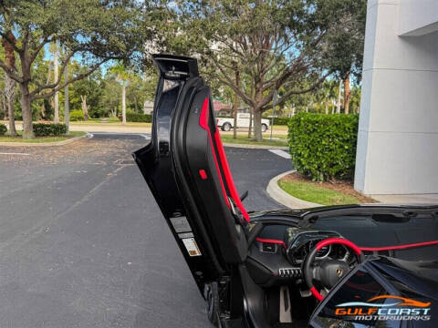 2016 Lamborghini Aventador LP 700-4