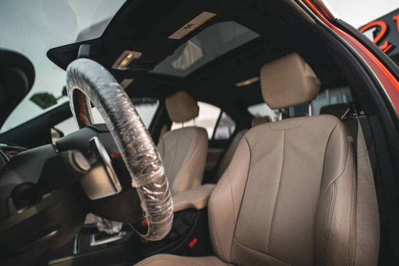 2018 BMW 3 Series 330i