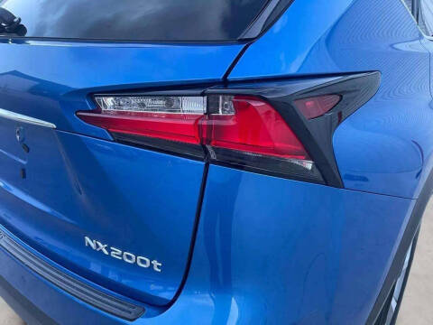 2017 Lexus NX 200t
