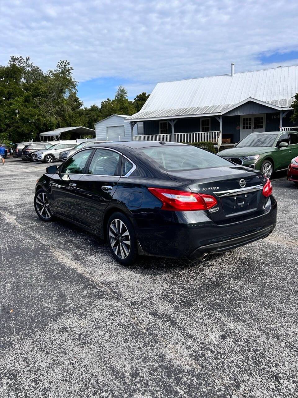 2017 Nissan Altima for sale at GRACELAND AUTO LLC in Thonotosassa, FL