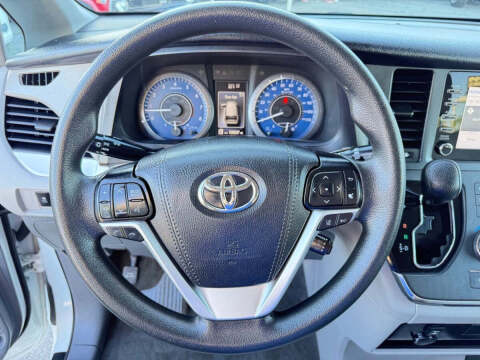 2019 Toyota Sienna L 7-Passenger