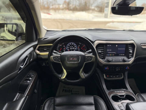 2020 GMC Acadia Denali