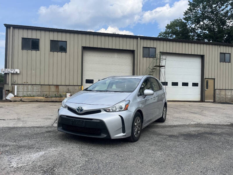 2017 Toyota Prius v Two