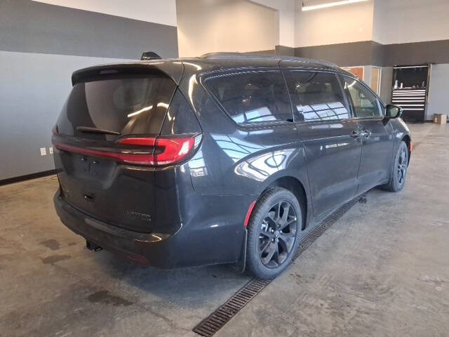 2026 Chrysler Pacifica Limited