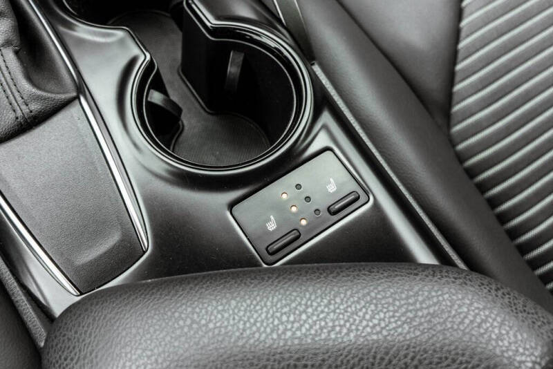 2020 Toyota Camry SE Nightshade