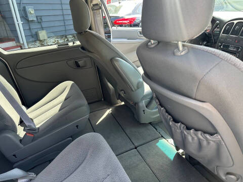 2006 Dodge Grand Caravan SE