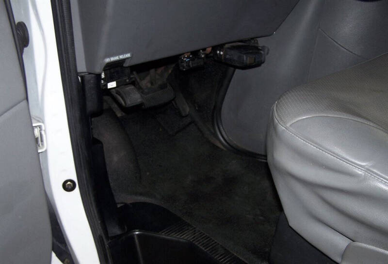 2005 Ford E-Series E-350 SD