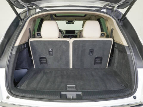 2022 Acura MDX w/Tech