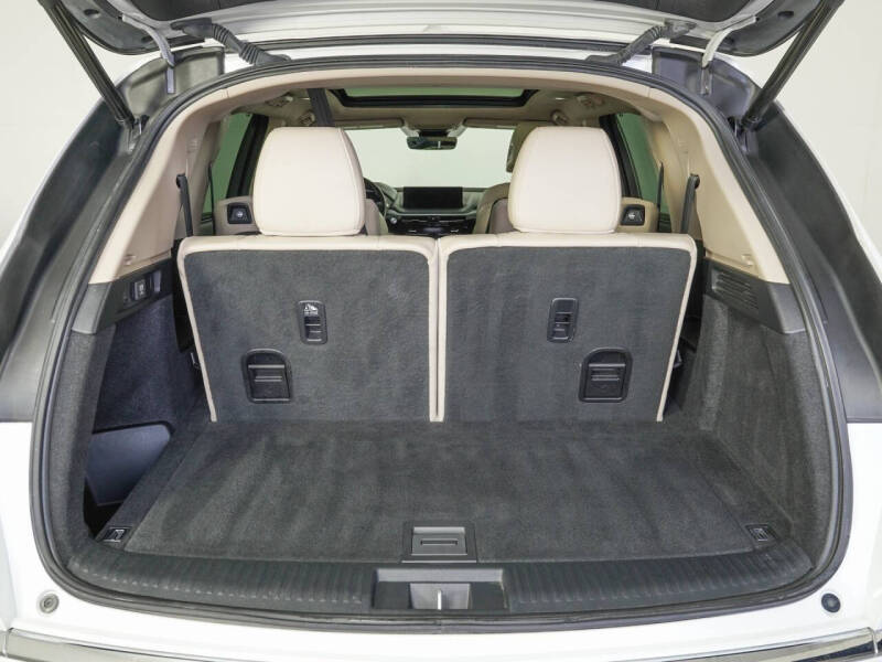 2022 Acura MDX w/Tech