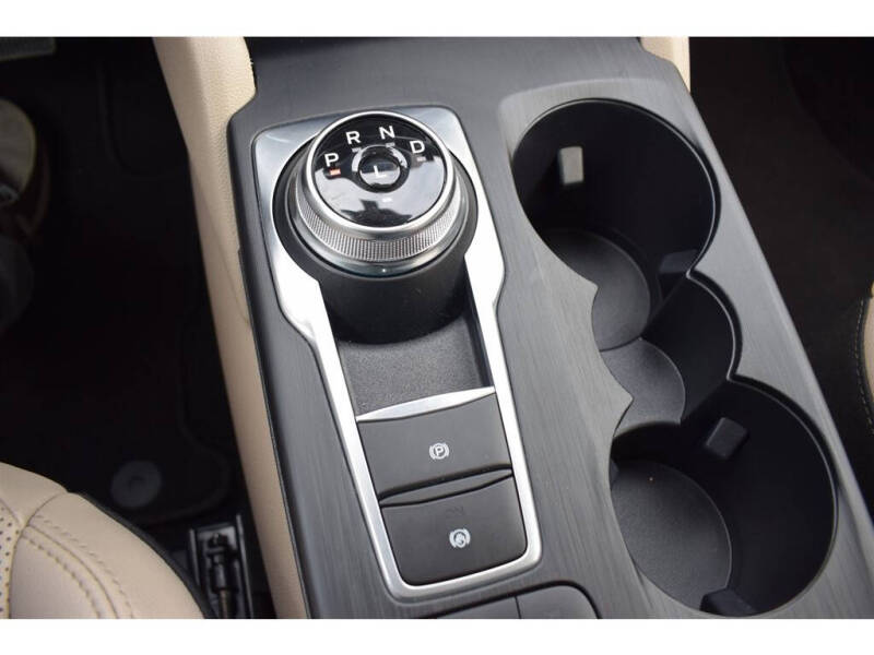 2022 Ford Escape Plug-In Hybrid Titanium