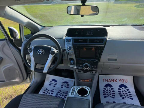 2015 Toyota Prius v Three