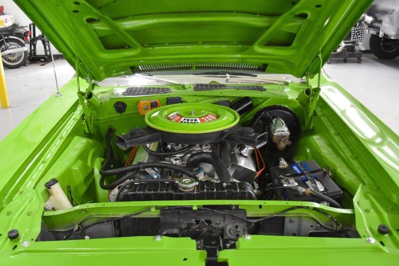 1973 Dodge Challenger 13