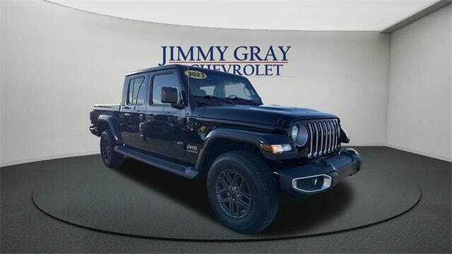 2023 Jeep Gladiator Overland
