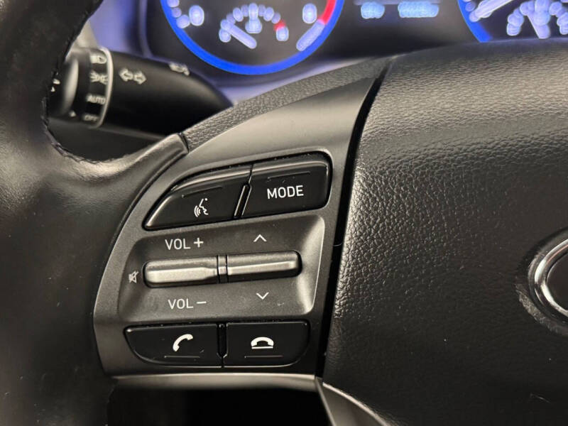 2020 Hyundai Kona SEL