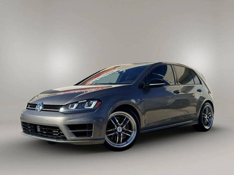 2017 Volkswagen Golf R 4Motion