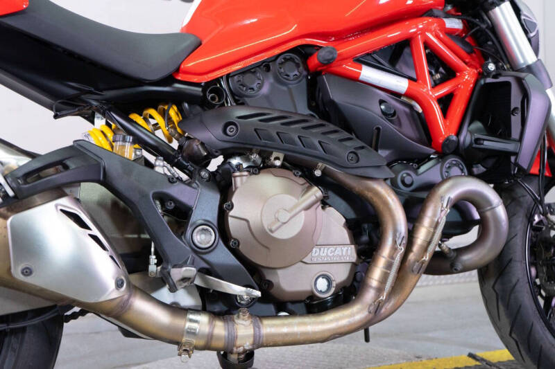 2016 Ducati Monster 821 Stripe