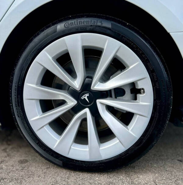 2022 Tesla Model 3 Long Range