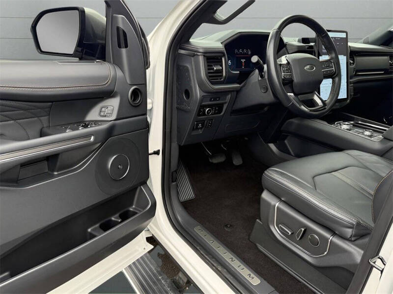 2023 Ford Expedition Platinum
