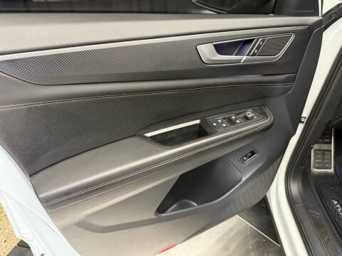 2024 Volkswagen Atlas Cross Sport SEL R-Line 4Motion