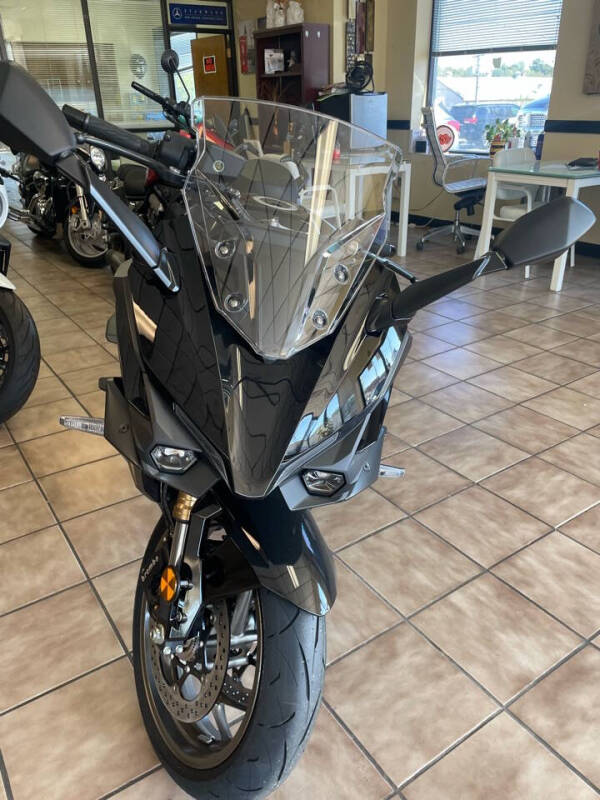 2024 Suzuki GSX-S1000GT