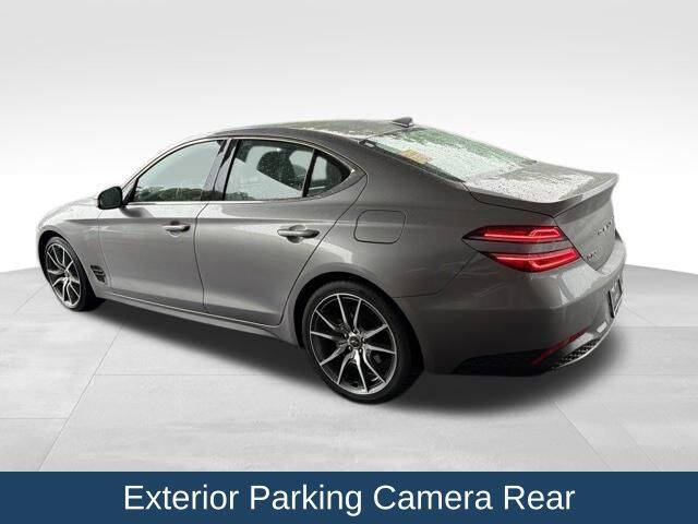 2023 Genesis G70