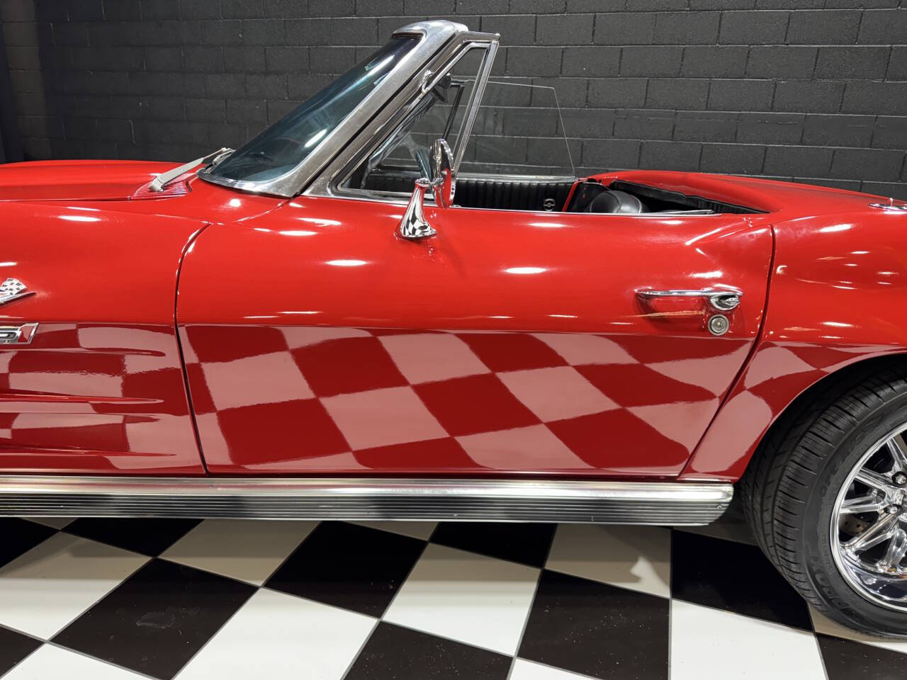 1964 Chevrolet Corvette 34