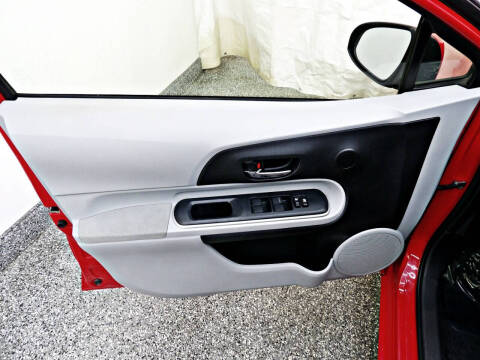 2014 Toyota Prius c Two