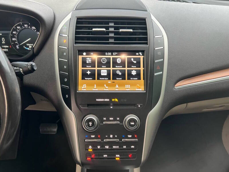 2019 Lincoln MKC Select