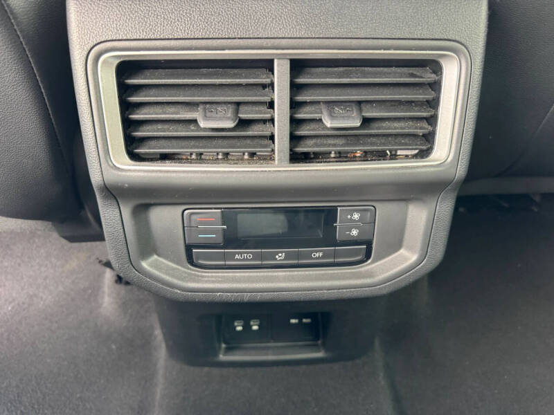 2024 Volkswagen Atlas SE