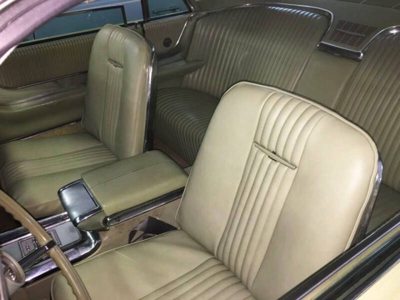 1964 Ford Thunderbird