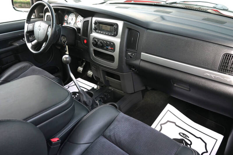 2005 Dodge Ram 1500 SRT-10