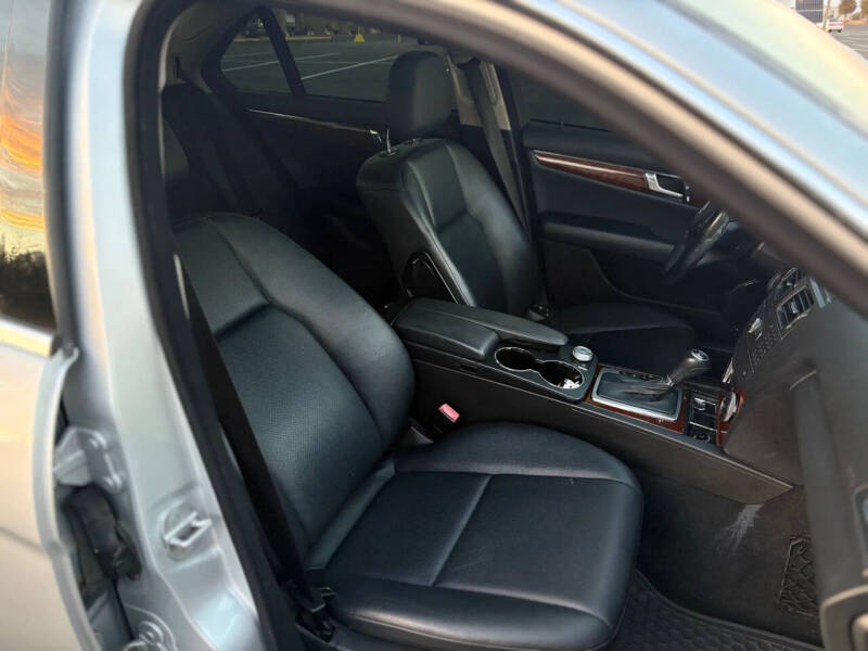 2011 Mercedes-Benz C-Class