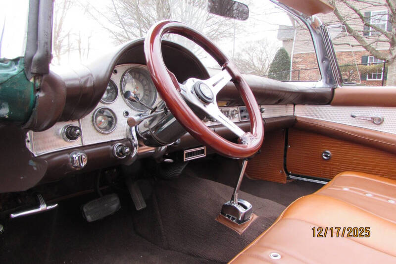 1957 Ford Thunderbird