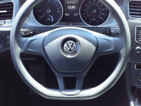 2016 Volkswagen e-Golf SE