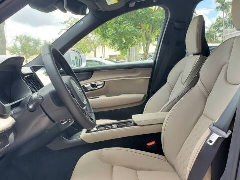 2026 Volvo XC90 B5 Plus 7P