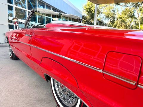 1966 Ford Thunderbird