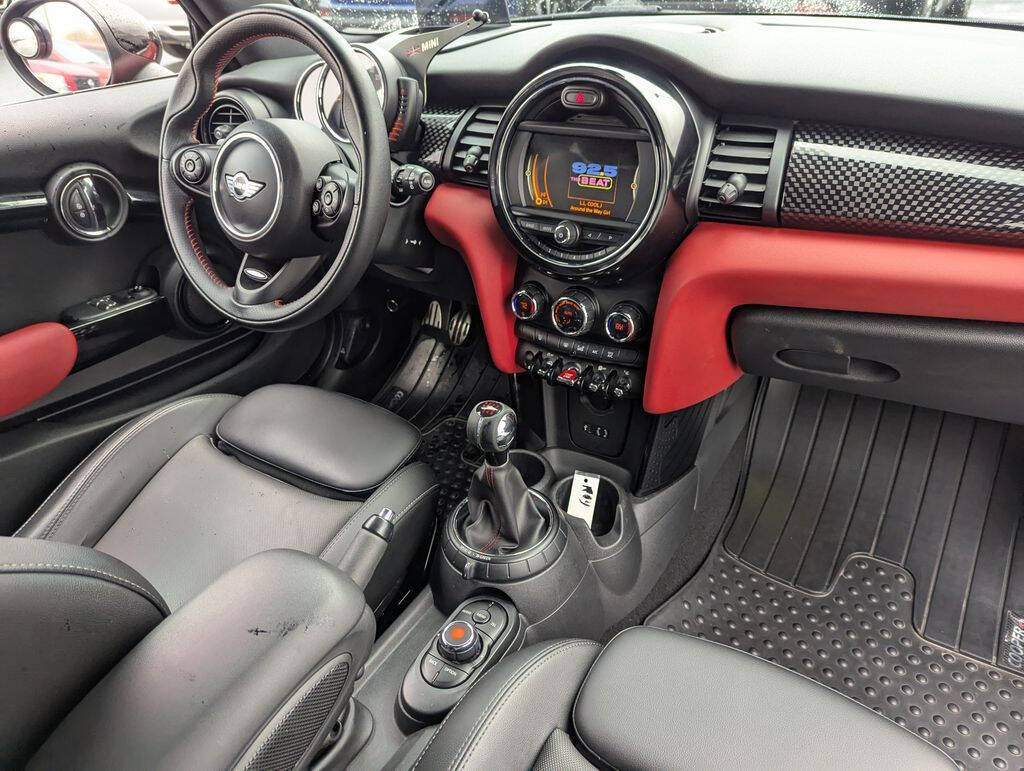 2016 MINI Hardtop 2 Door for sale at Axio Auto Boise in Boise, ID