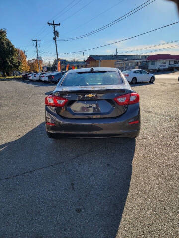 2017 Chevrolet Cruze LT Auto