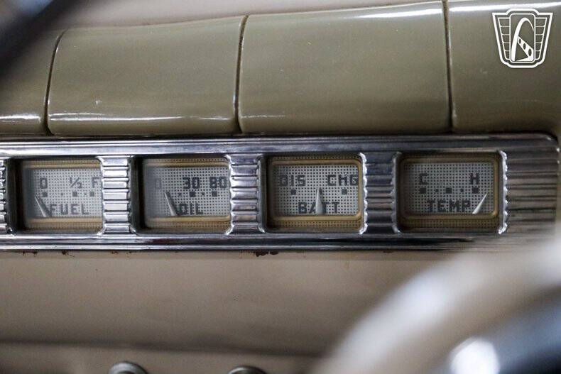 1947 Ford Deluxe