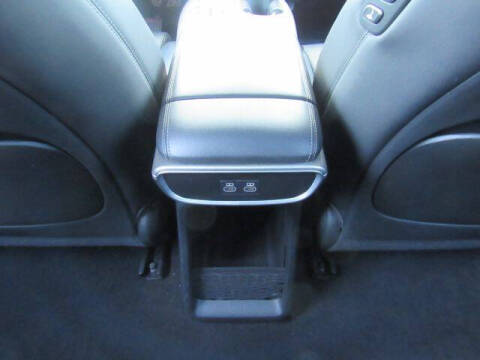 2024 Genesis GV60 Standard