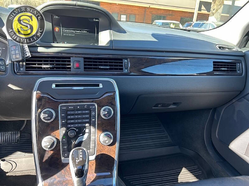 2016 Volvo XC70 T5 Drive-E Classic Premier