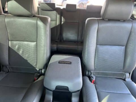 2011 Toyota Sequoia Platinum