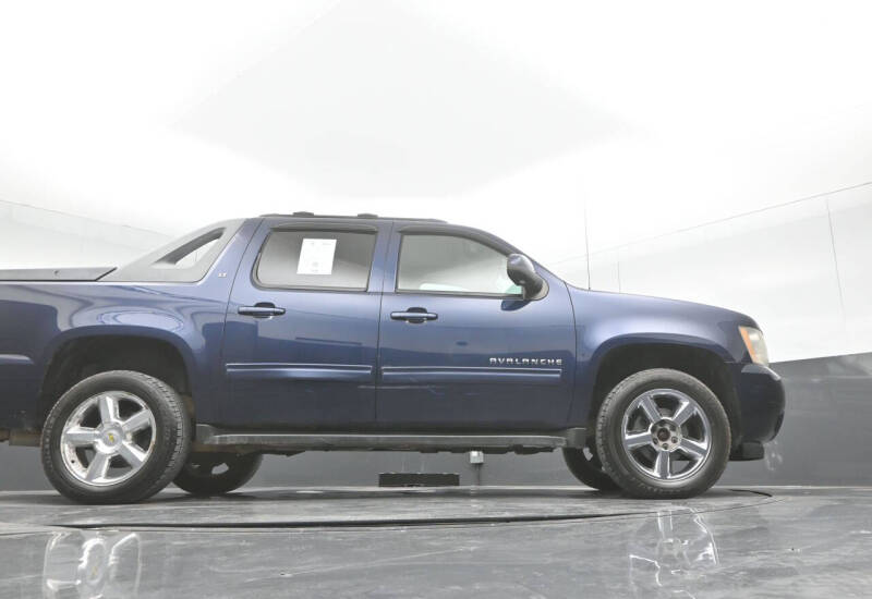 2011 Chevrolet Avalanche LT