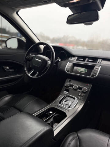 2019 Land Rover Range Rover Evoque SE