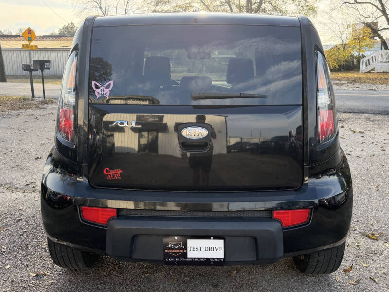 2010 Kia Soul +