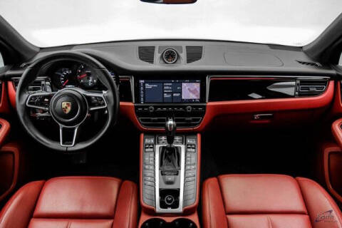 2020 Porsche Macan S