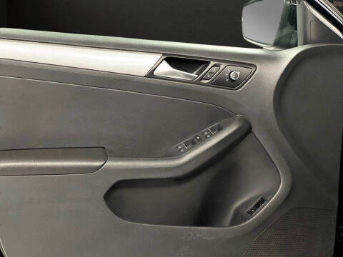 2015 Volkswagen Jetta